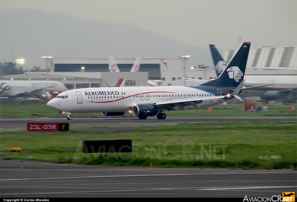 XA-AMJ - Boieng 737-852 - Aeromexico