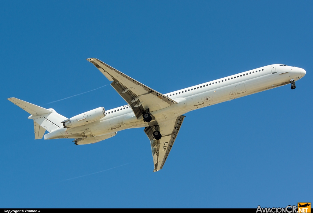 EC-LEY - McDonnell Douglas MD-83 (DC-9-83) - Swiftair