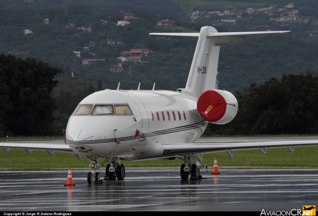 M-LOOK - Canadair CL-600-2B16 Challenger 604 - Privado