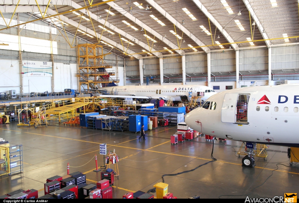 N359NB - Airbus A319-100 - Delta Airlines