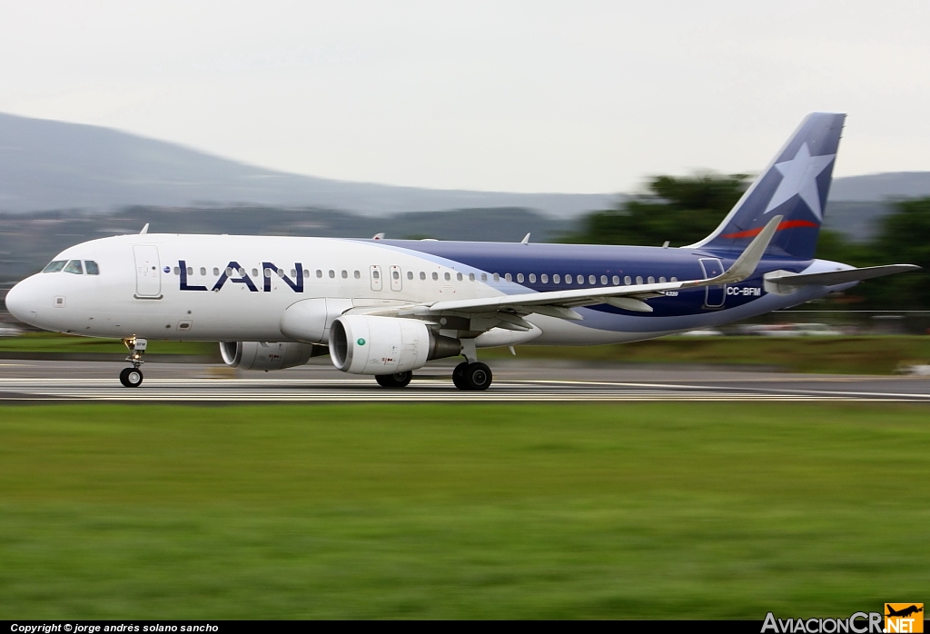CC-BFM - Airbus A320-214 - LAN Airlines