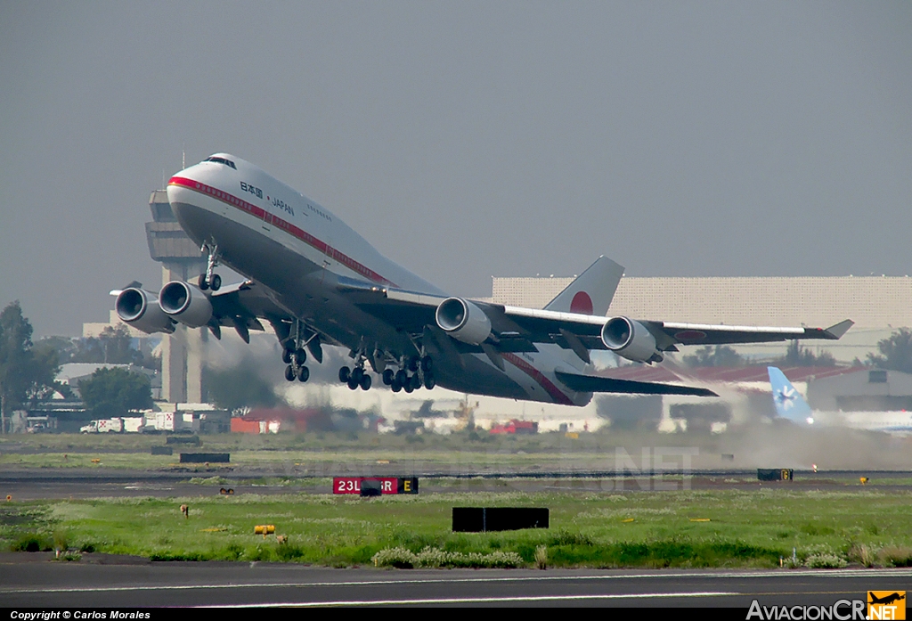 20-1102 - Boeing 747-47C - Fuerza Aerea de  Japón