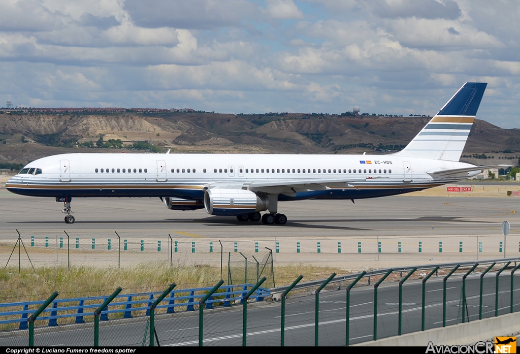 EC-HDS - Boeing 757-256 - Privilege Style