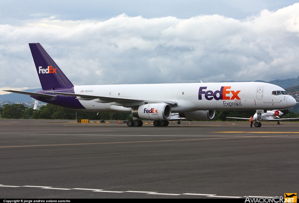 N934FD - Boeing 757-21B(SF) - FedEx