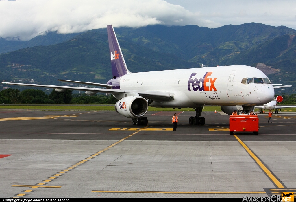 N934FD - Boeing 757-21B(SF) - FedEx