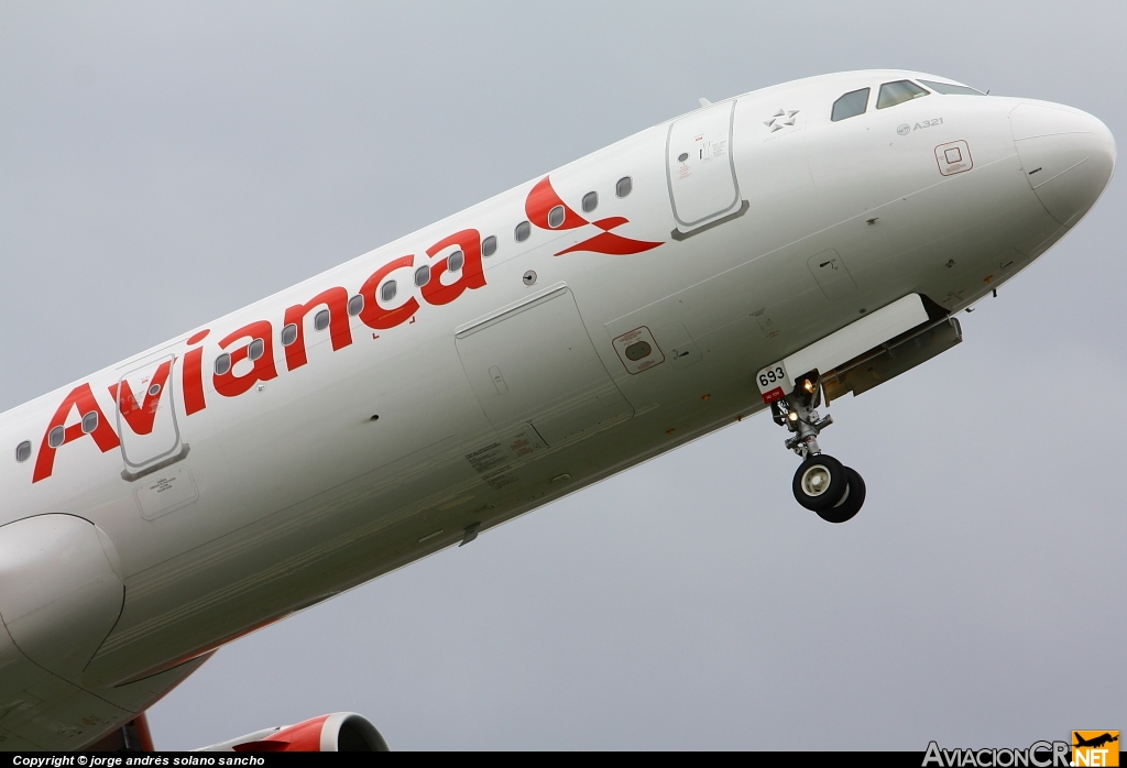 N693AV - Airbus A321-231 - Avianca