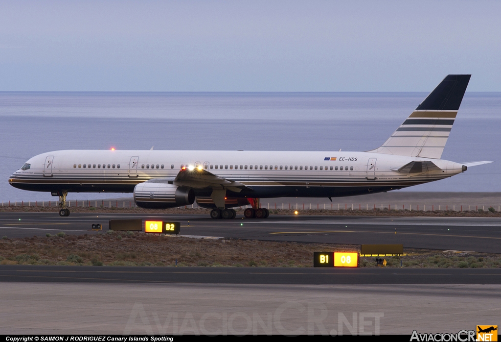 EC-HDS - Boeing 757-256 - Privilege Style