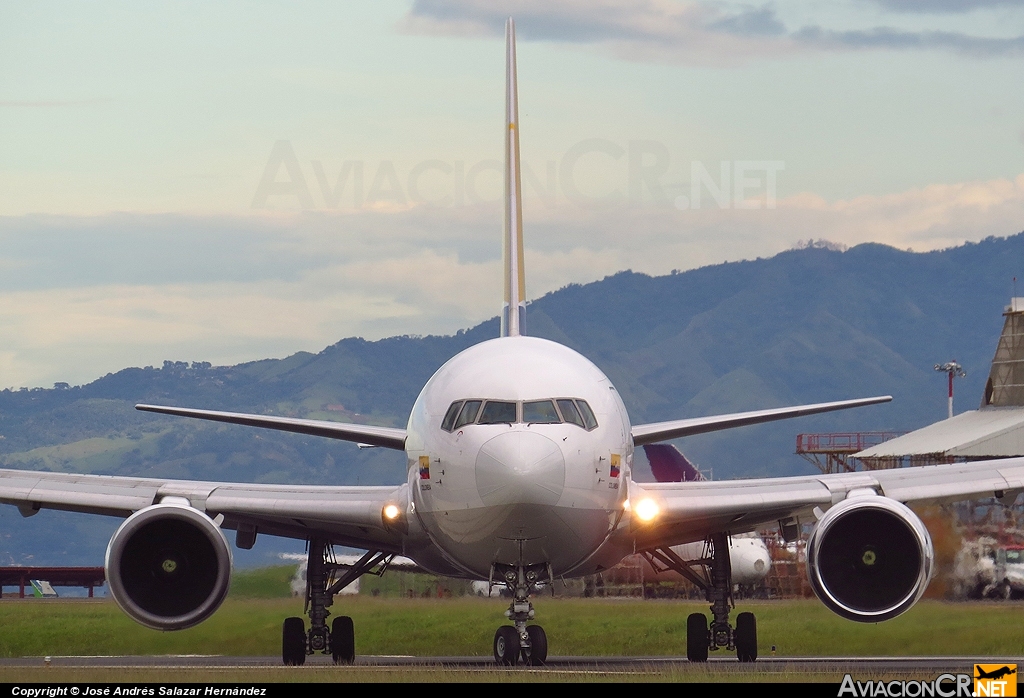 N771QT - Boeing B767-381(F) - Tampa Colombia