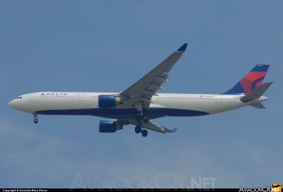 N809NW - Airbus A330-323X - Delta Air Lines