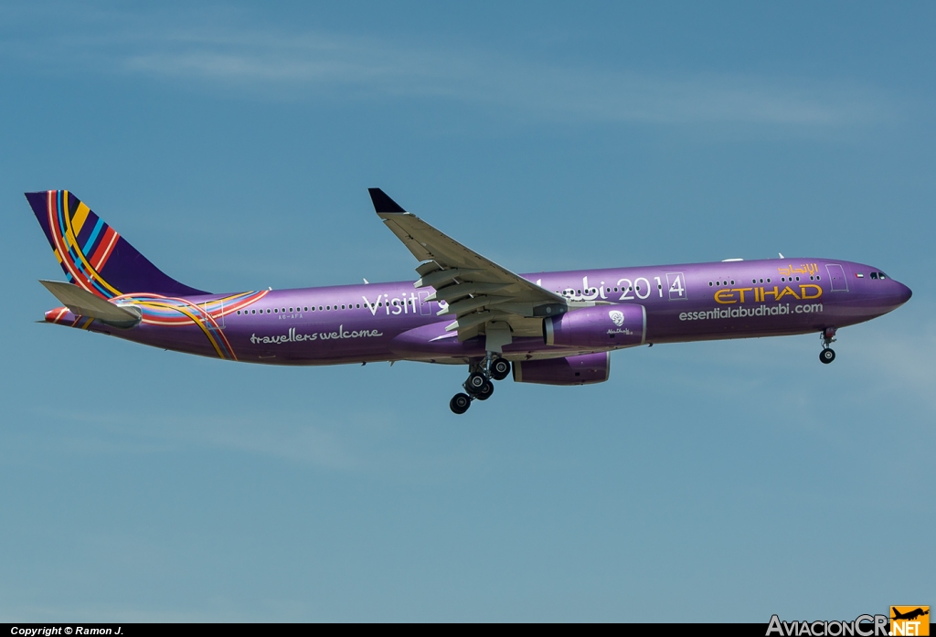 A6-AFA - Airbus A-330-343 - Etihad Airways