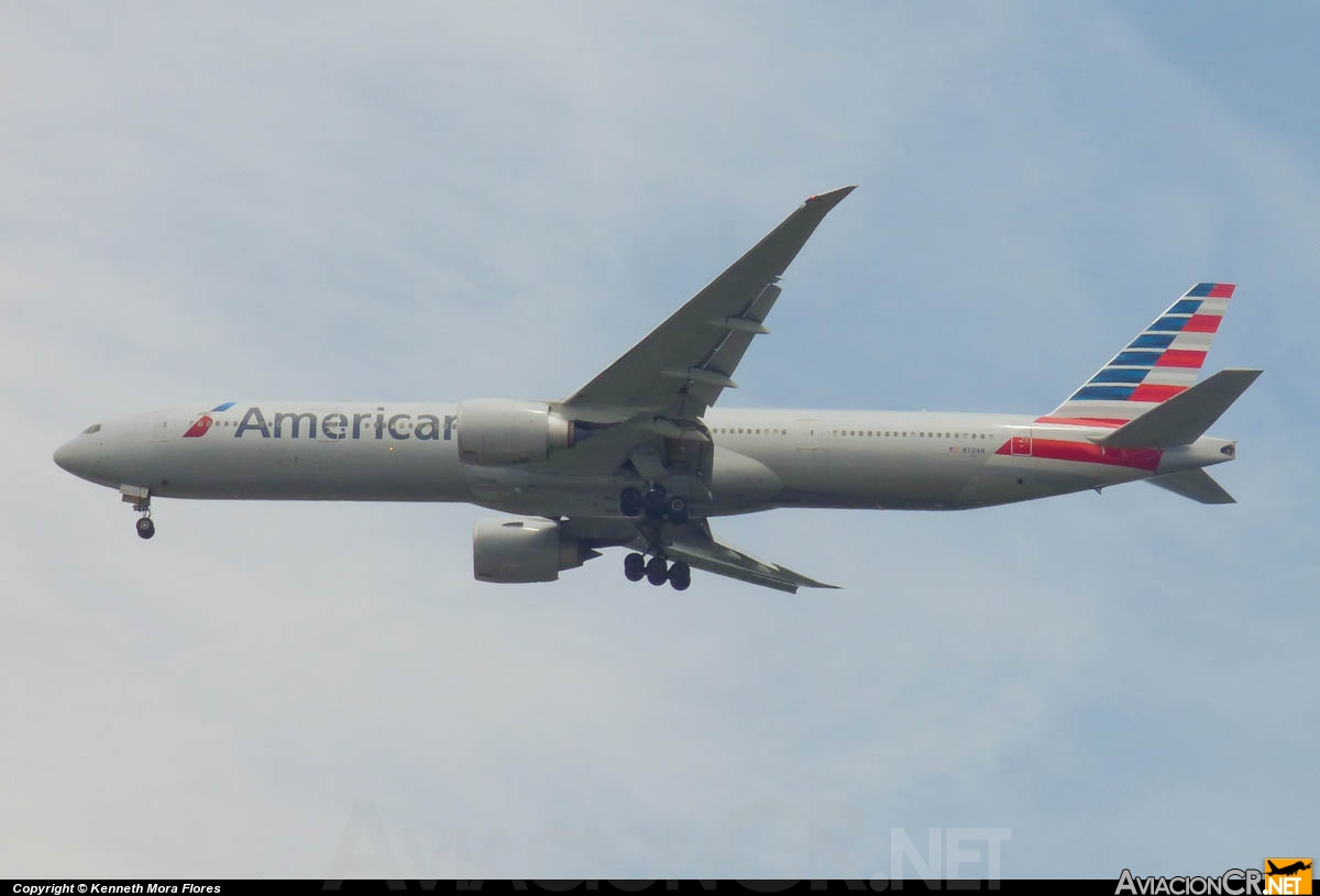 N721AN - Boeing 777-323(ER) - American Airlines