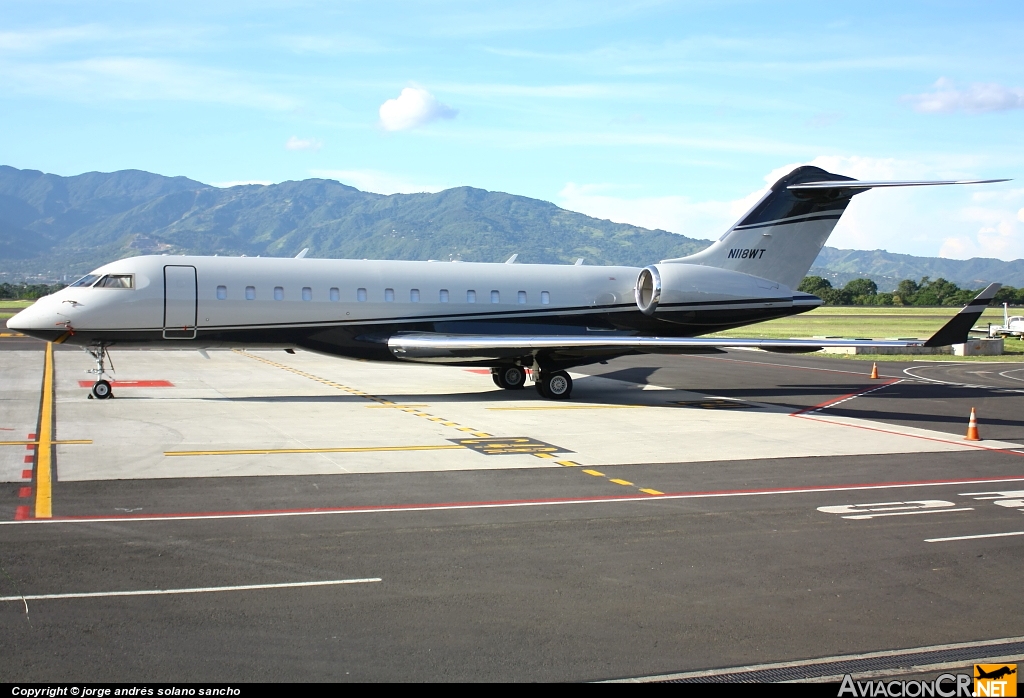 N118WT - Bombardier BD-700-1A10 Global Express - Privado