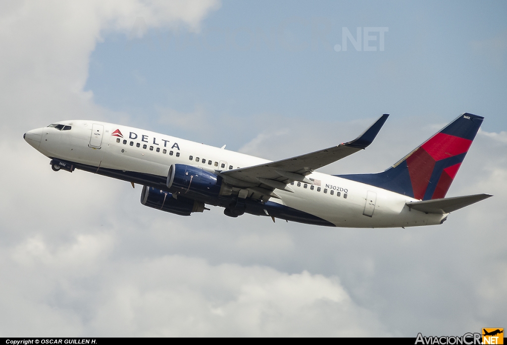 N302DQ - Boeing 737-732 - Delta Air Lines