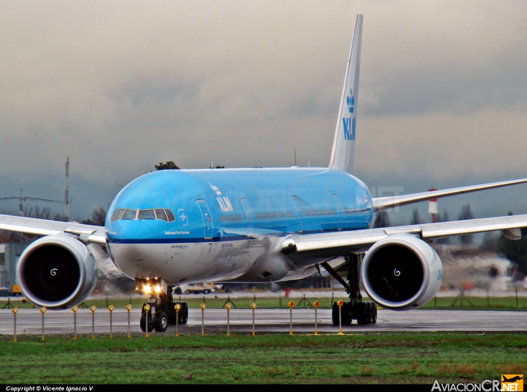 PH-BVI - Boeing 777-300/ER (Genérico) - KLM - Royal Dutch Airlines
