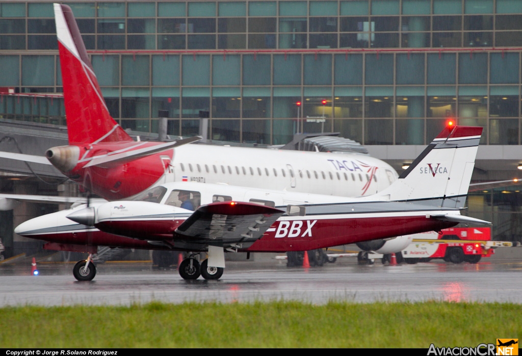 TI-BBX - Piper PA-34-220T Seneca V - Privado