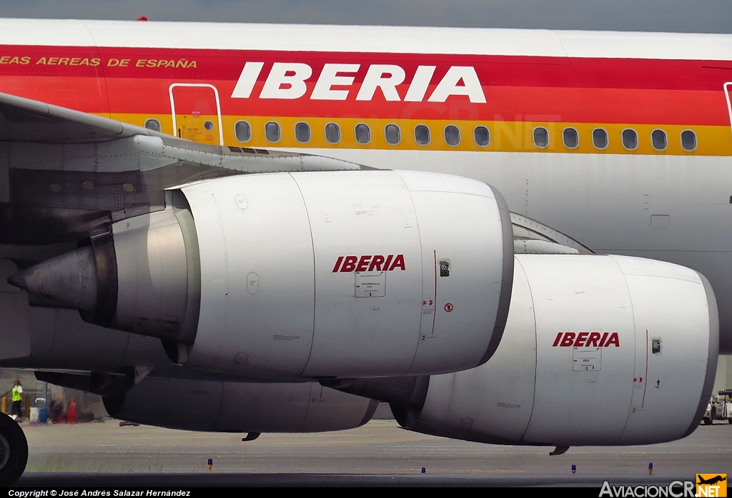 EC-JLE - Airbus A340-642 - Iberia