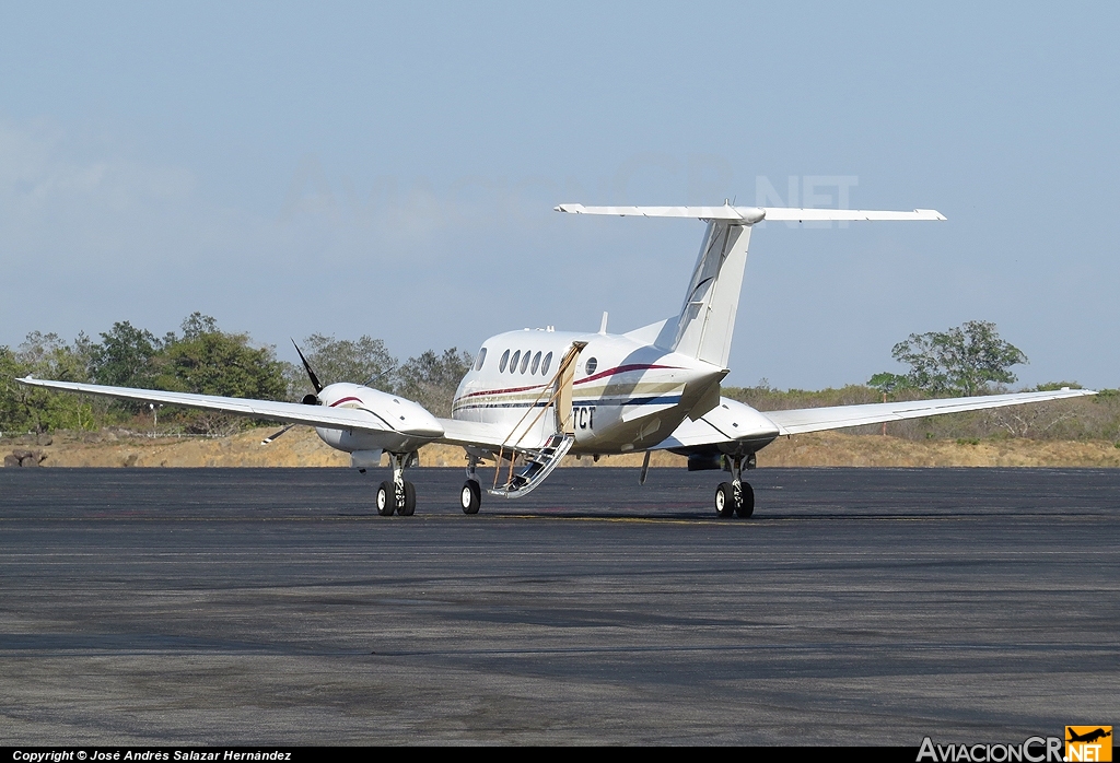 TI-TCT - Beechcraft Super King Air B200 - Privado (Teletica)