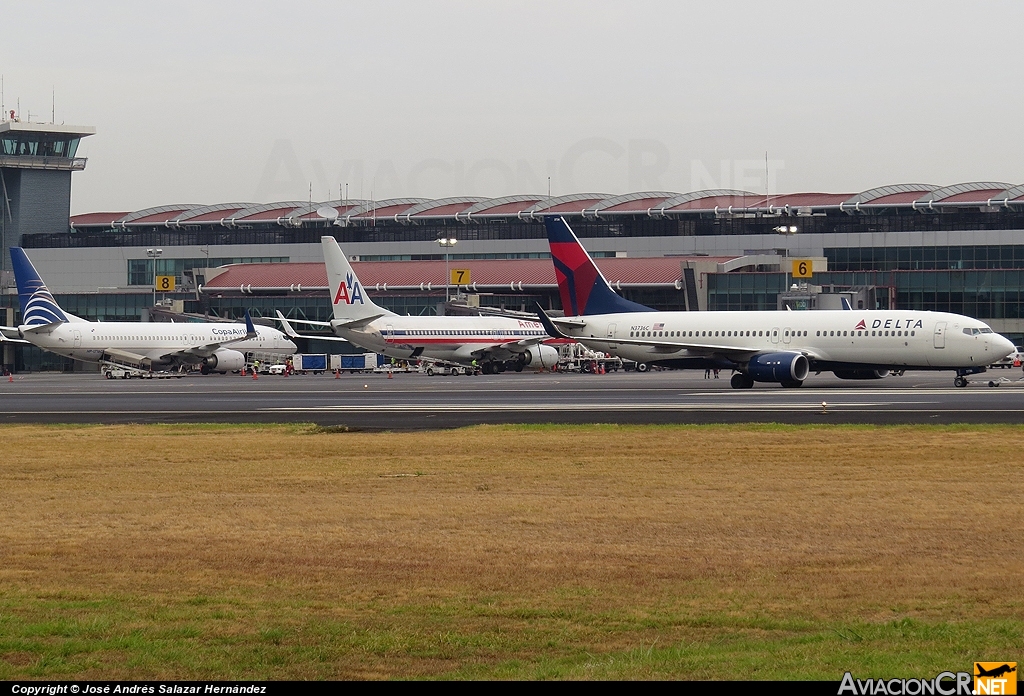 N3736C - Boeing 737-832 - Delta Airlines
