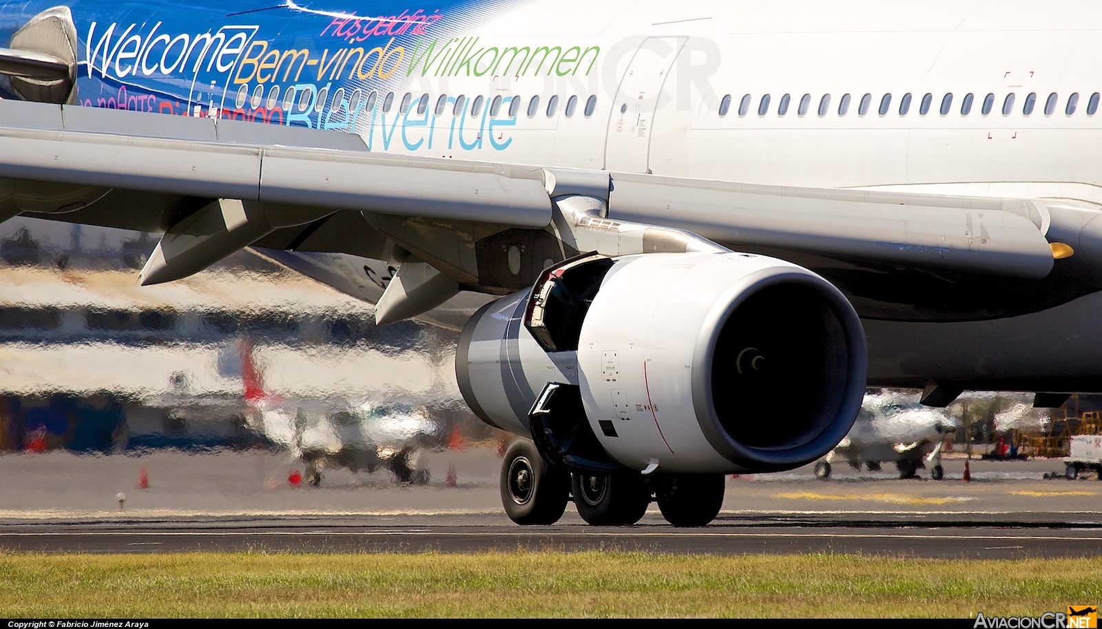 C-GTSZ - Airbus A330-243 - Air Transat