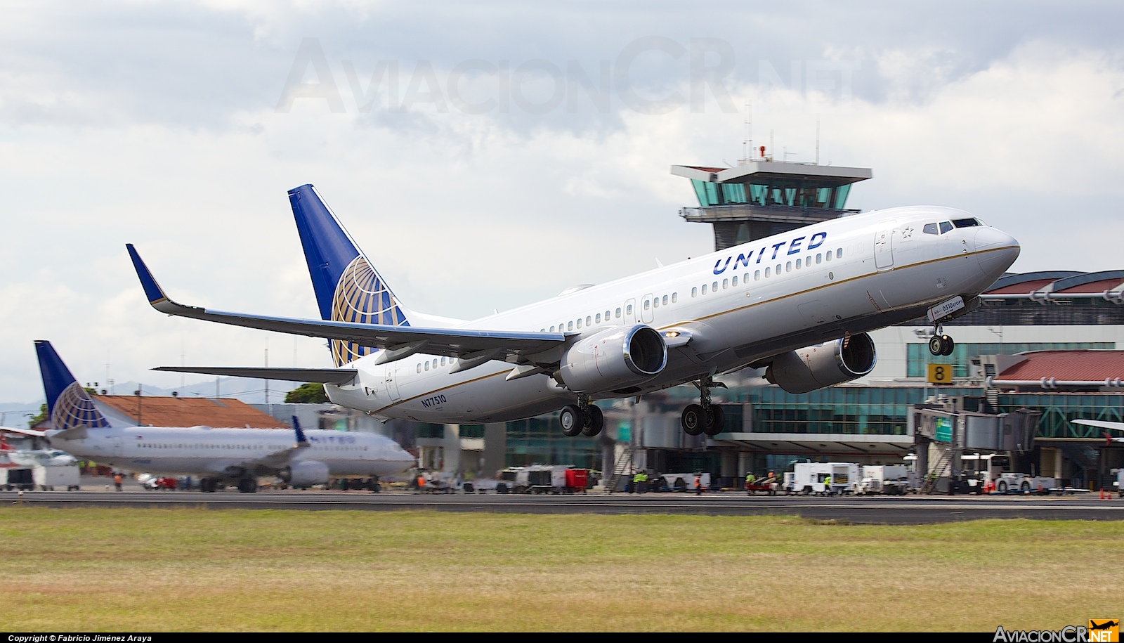 N77510 - Boeing 737-824 - Continental Airlines