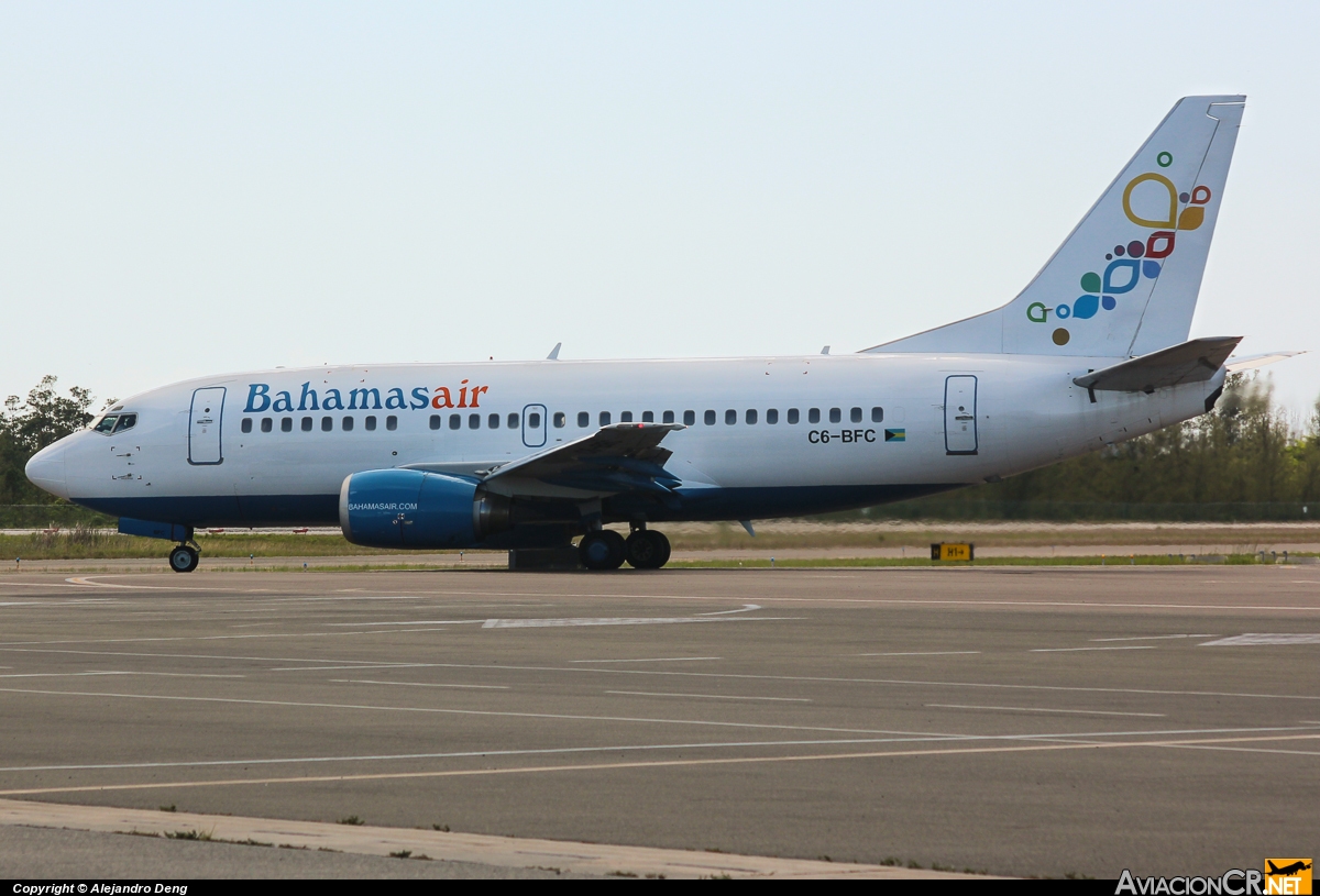 C6-BFC - Boeing 737-505 - Bahamasair