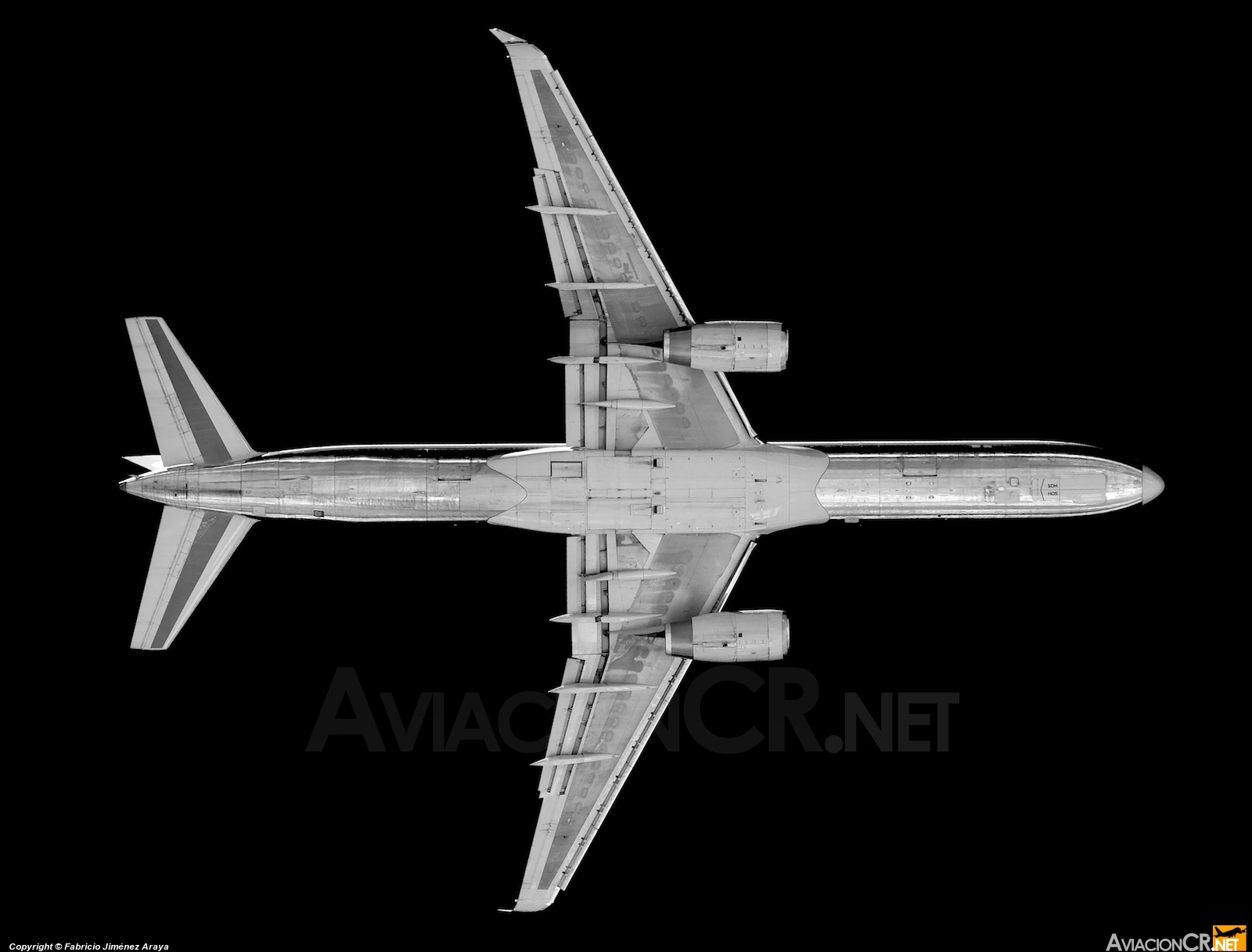N690AA - Boeing 757-223 - American Airlines