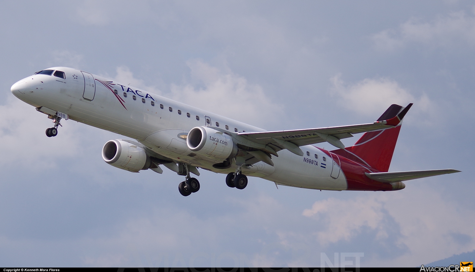 N988TA - Embraer 190-100IGW - TACA