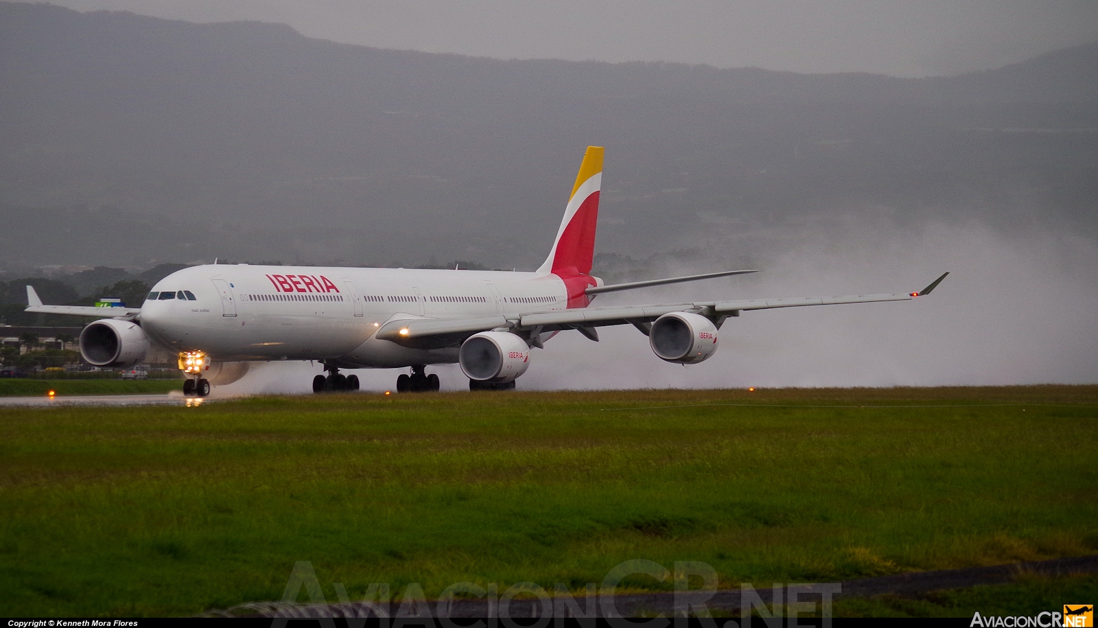 EC-LEV - Airbus A340-642 - Iberia