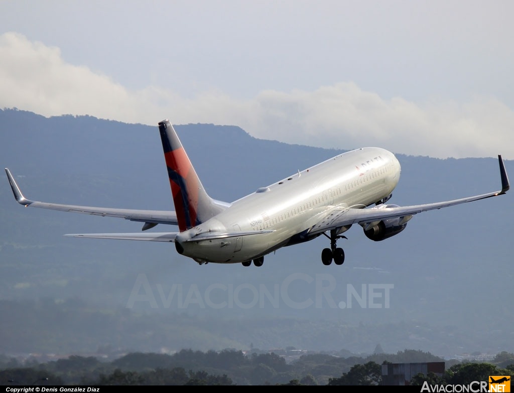 N3764D - Boeing 737-832 - Delta Airlines