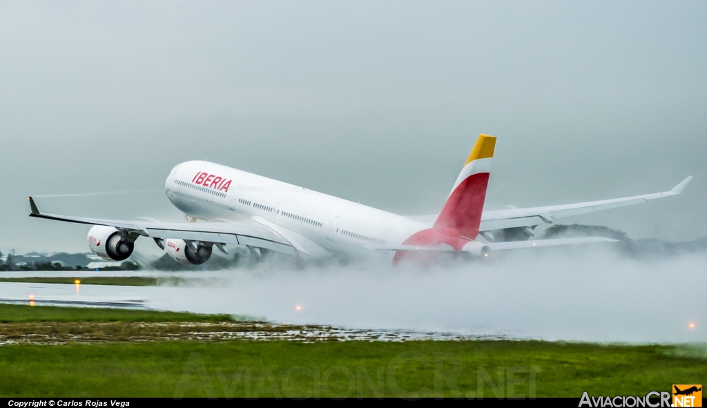 EC-LEV - Airbus A340-642 - Iberia