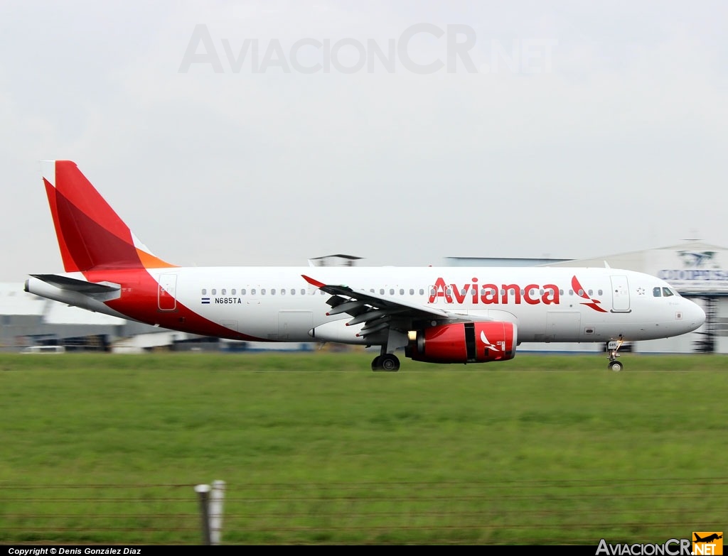 N685TA - Airbus A320-233 - Avianca
