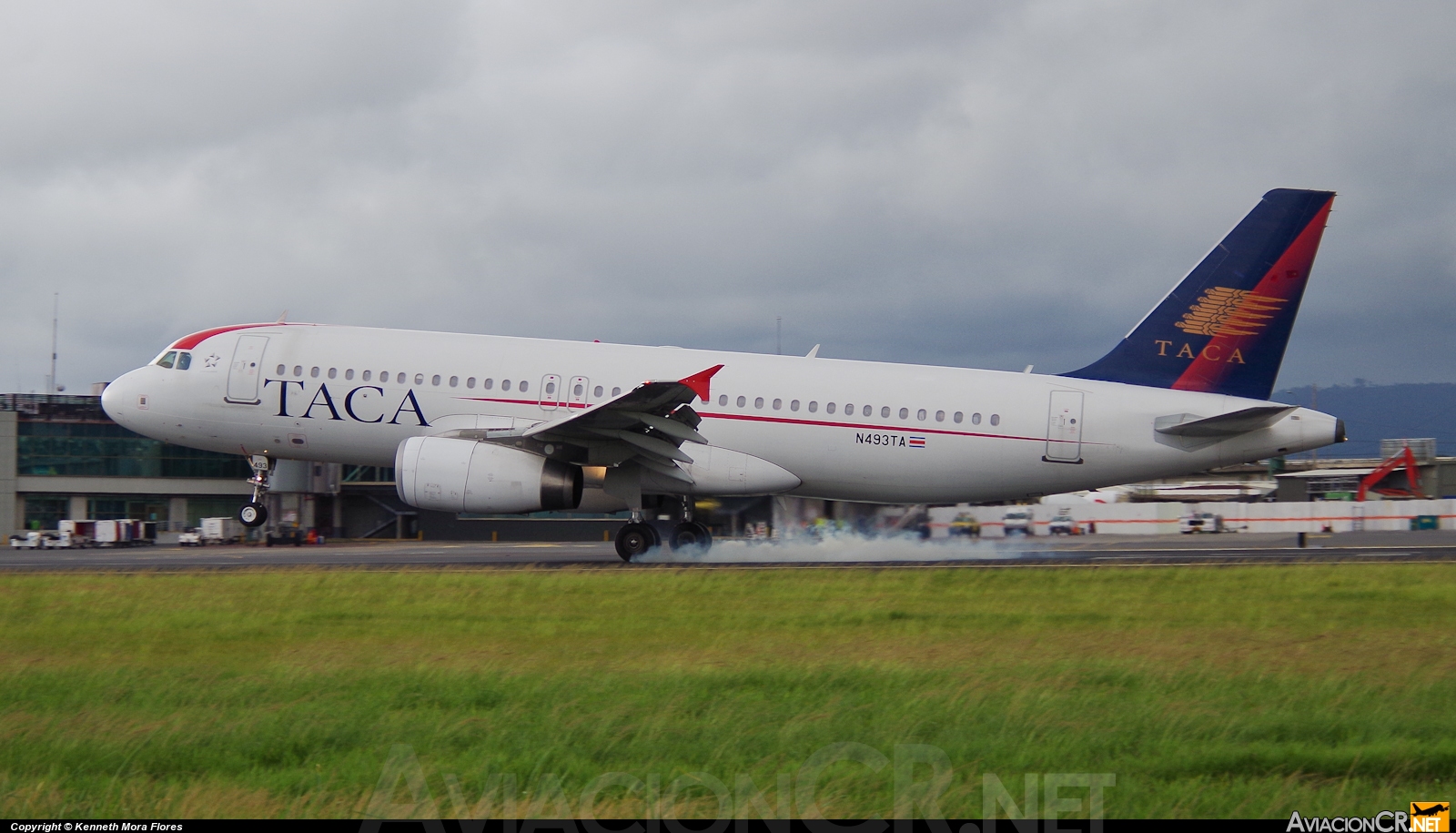 N493TA - Airbus A320-233 - TACA