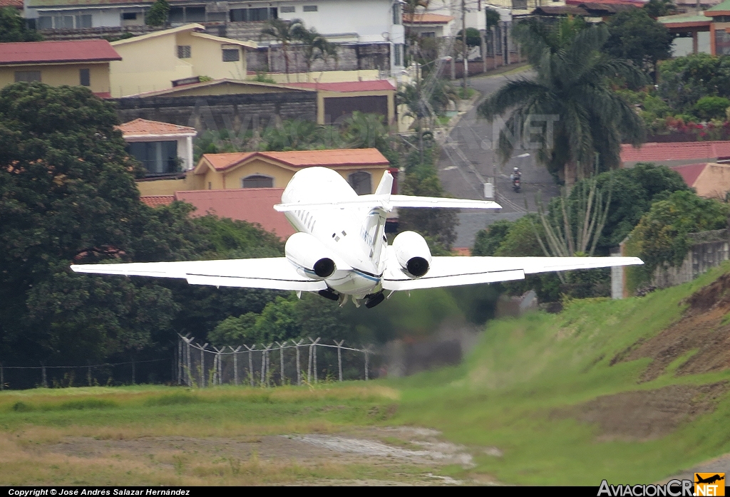 N516TH - Raytheon Hawker 800XP - Privado (Tango Hotel)