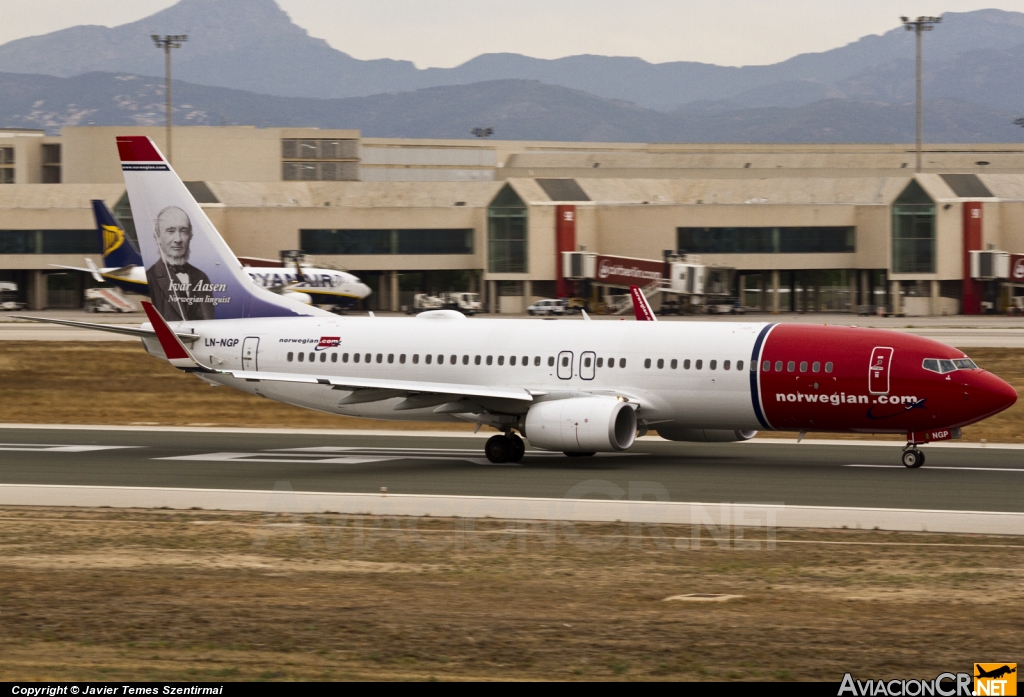 LN-NGP - Boeing 737-8JP - Norwegian Air Shuttle