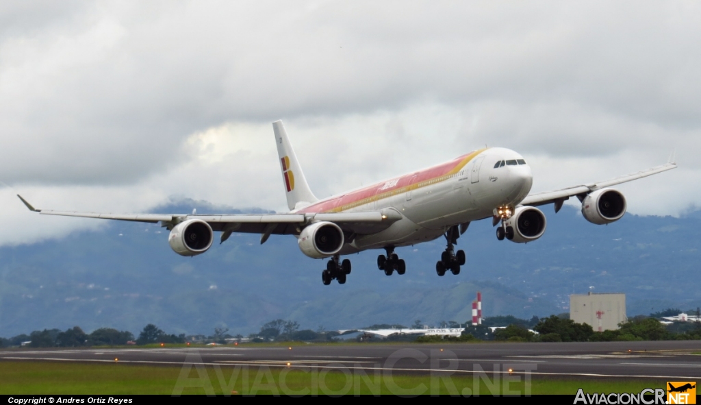 EC-IZY - Airbus A340-642 - Iberia