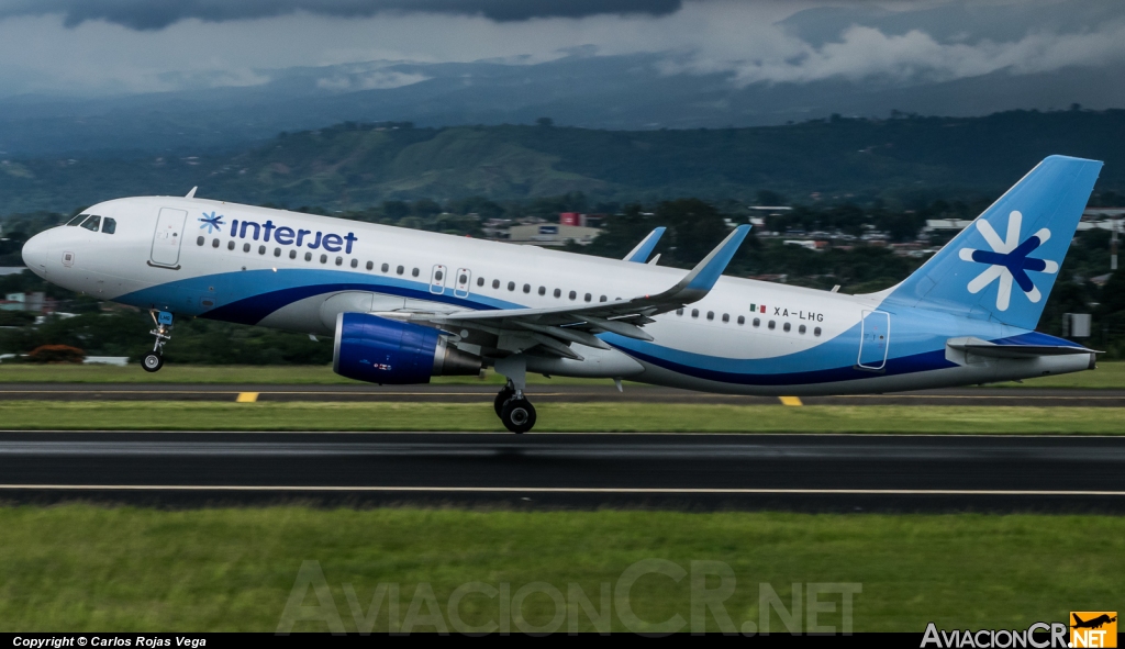 XA-LHG - Airbus A320-214 - Interjet