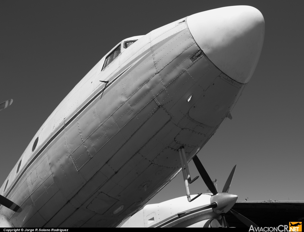 FAG590 - Basler BT-67 - Fuerza Aérea Guatemalteca