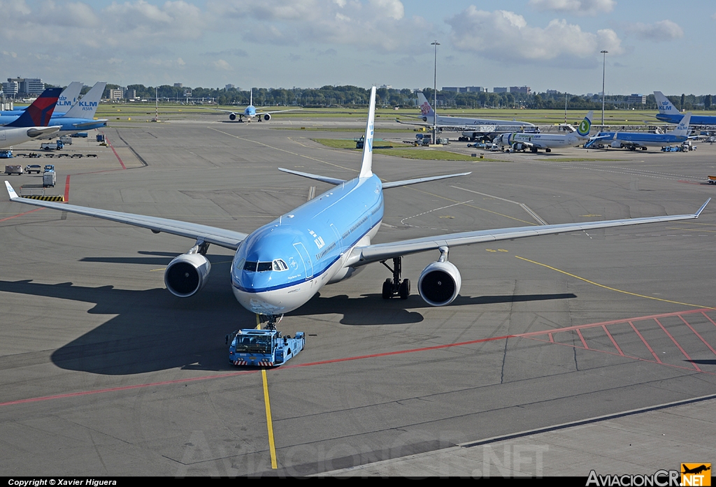 PH-AKB - Airbus A330-303 - KLM - Royal Dutch Airlines