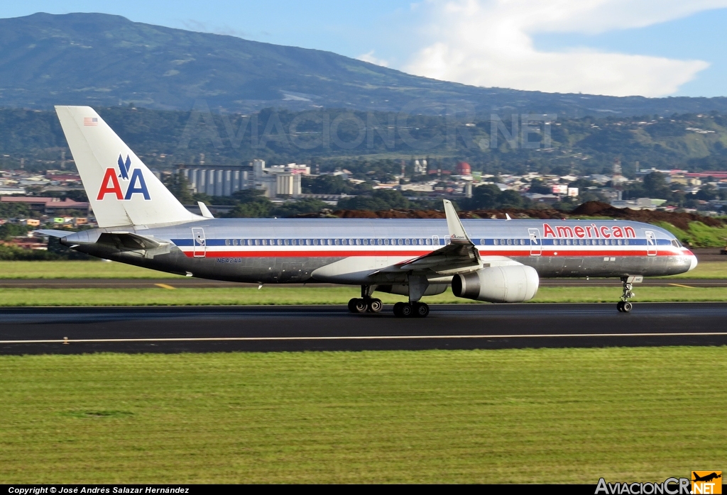 N642AA - Boeing 757-223 - American Airlines