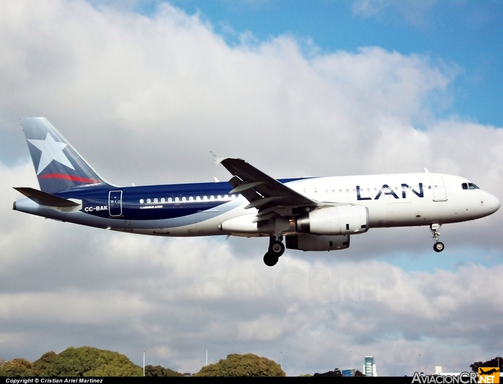 CC-BAK - Airbus A320-232 - LAN Airlines