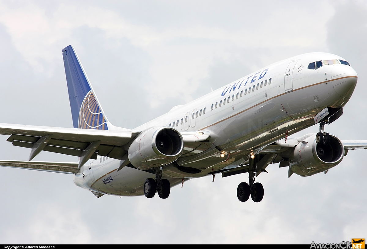 N76254 - Boeing 737-824 - United Airlines (Continental Airlines)