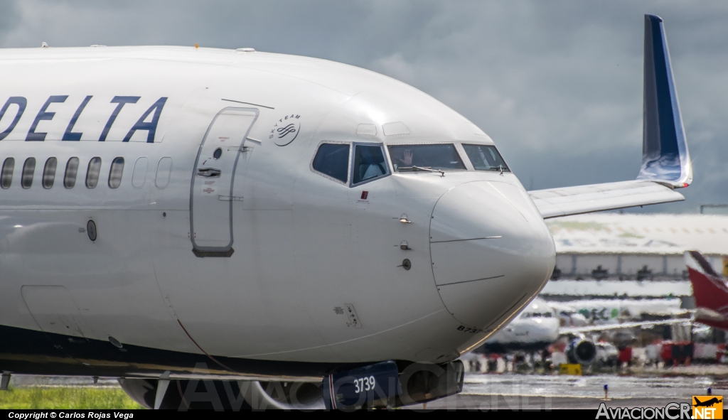 N3739P - Boeing 737-832 - Delta Airlines