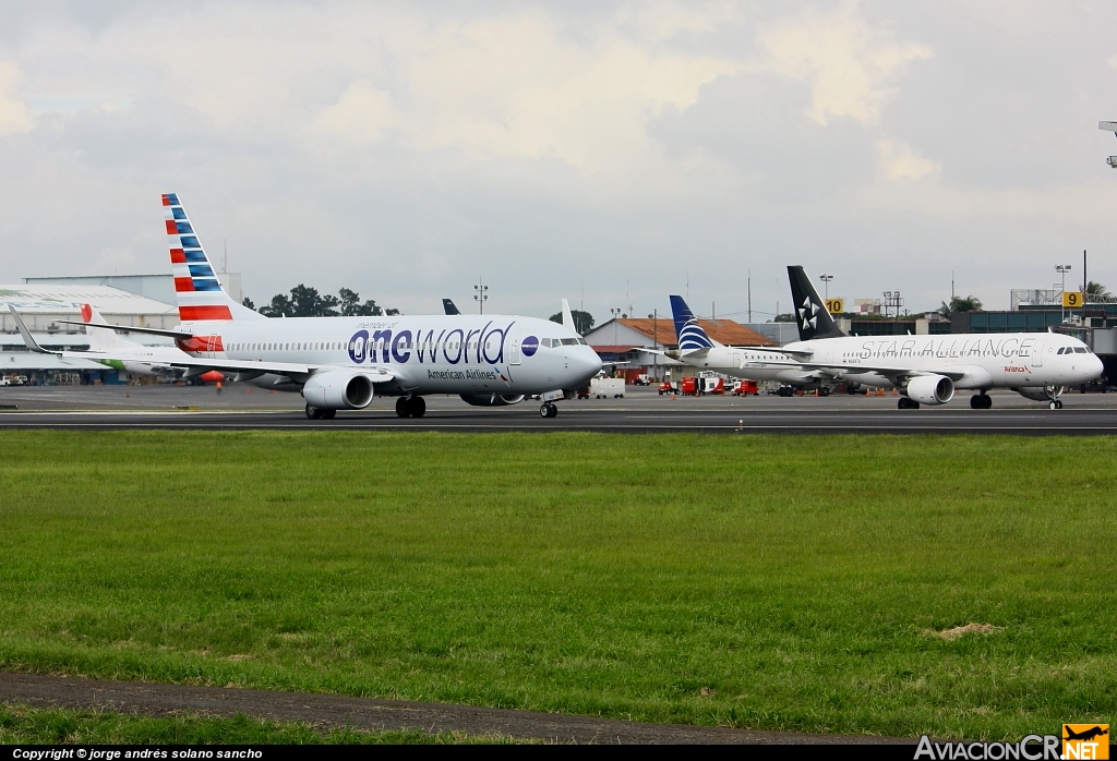 N838NN - Boeing 737-832 - American Airlines