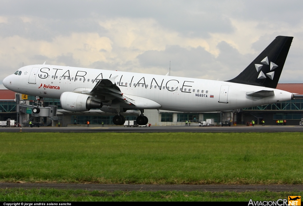N689TA - Airbus A320-214 - Avianca