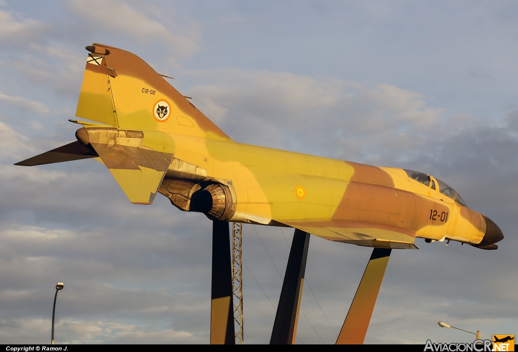 C.12-02 - McDonnell Douglas F-4C Phantom II - Ejército del Aire Español