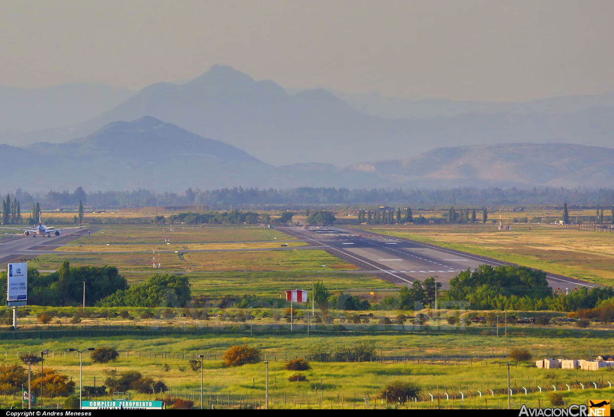 SCEL - Pista de Aterrizaje - Aeropuerto