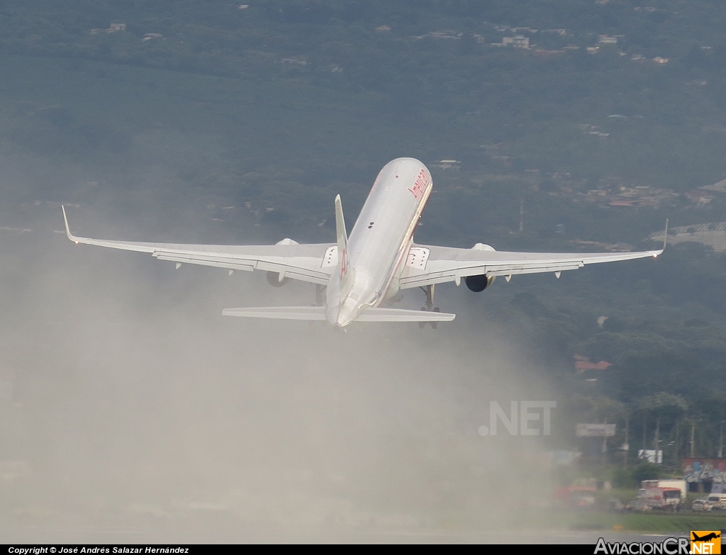 N659AA - Boeing 757-223 - American Airlines