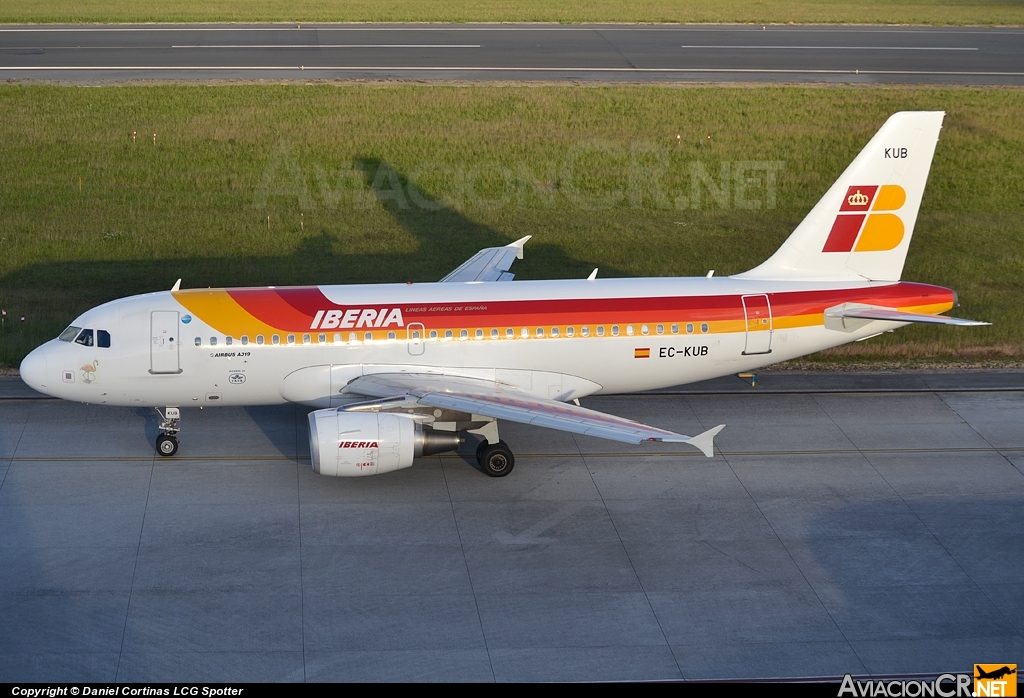 EC-KUB - Airbus A319-111 - Iberia