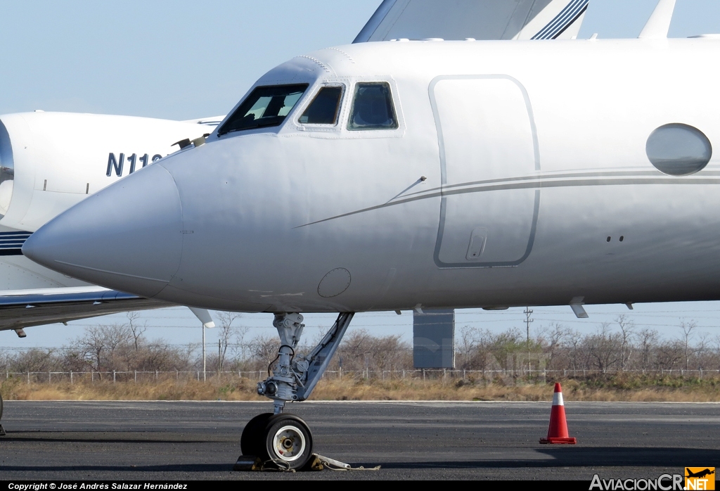 N2000 - Grumman G-1159 - Privado