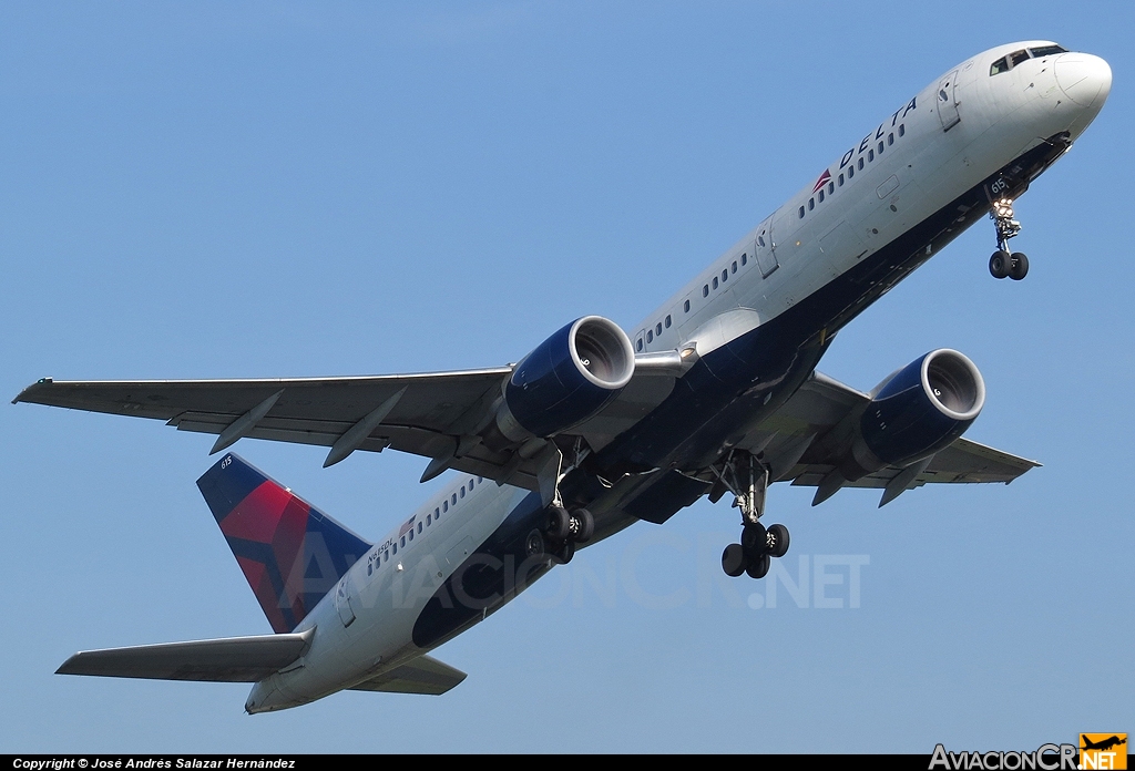 N615DL - Boeing 757-232 - Delta Air Lines
